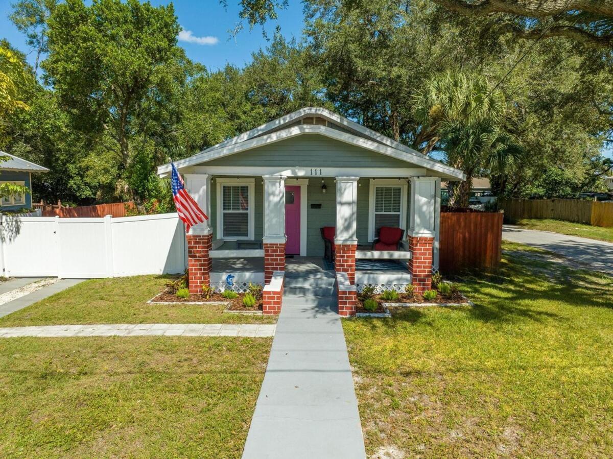 Spacious Getaway Cozy & Modern Backyard Dream Villa Tampa Exteriör bild